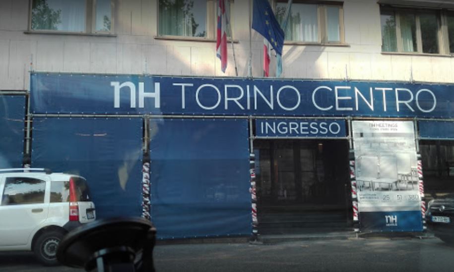 Готель Nh Torino Centro Екстер'єр фото